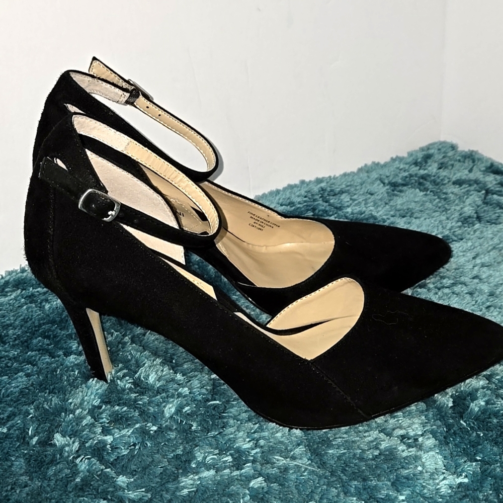 Adrienne Vittadini Black Suede Leather Women's Heels Size 7.5